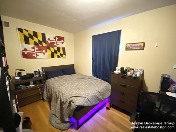 3 Parker Hill Ter, Mission Hill