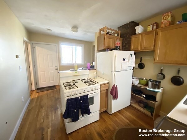 3 Parker Hill Ter, Mission Hill