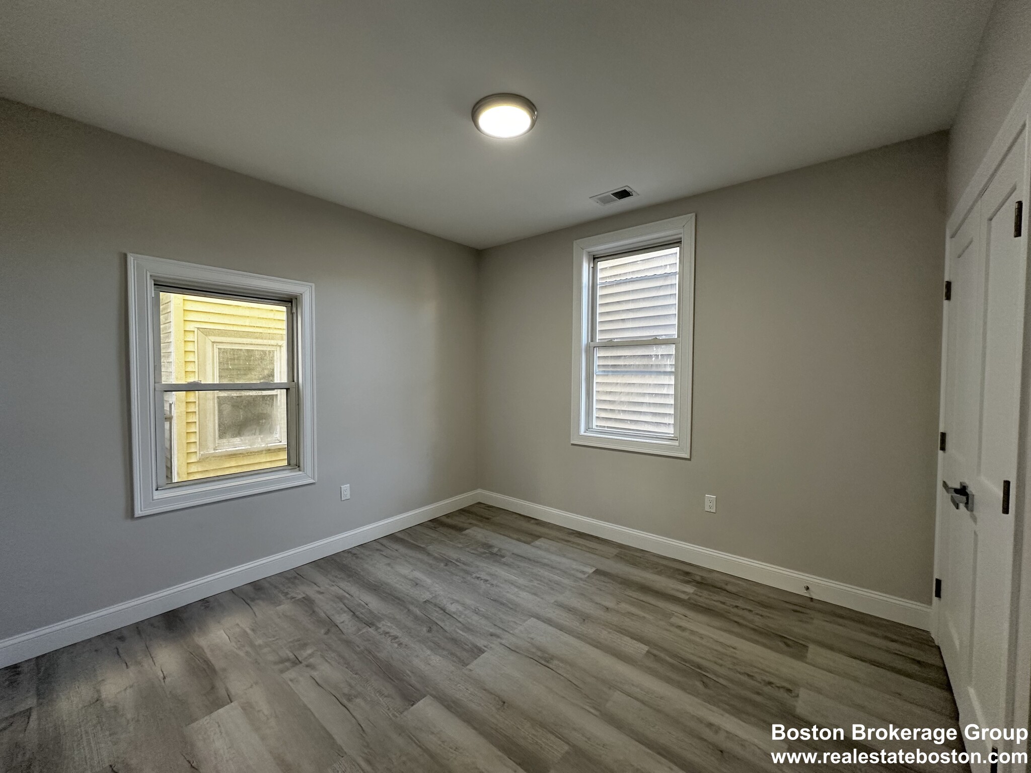 55 Burrell St, Roxbury