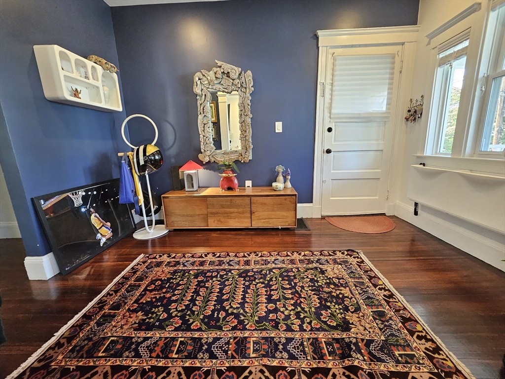 66 Court St, Newtonville