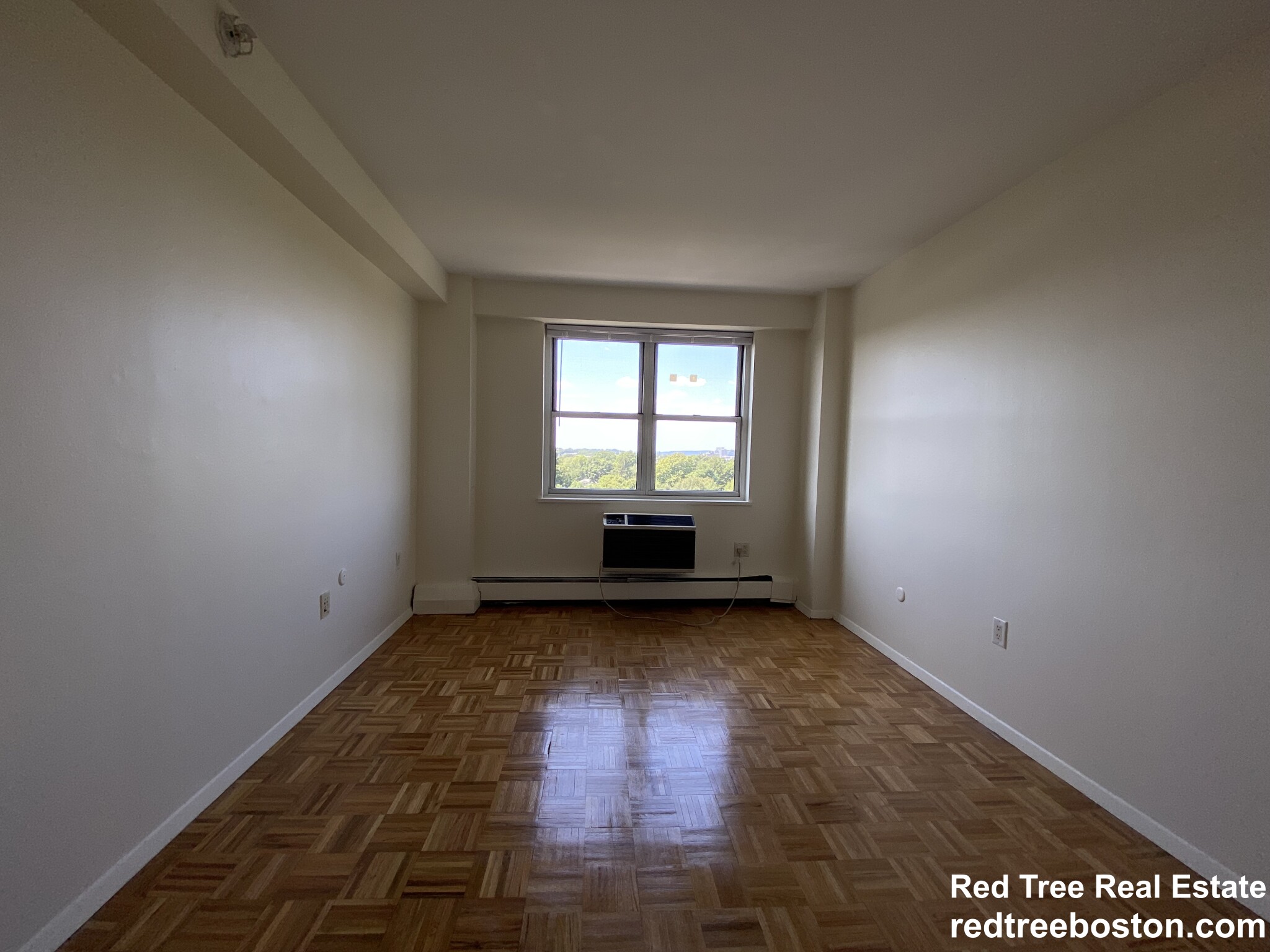 185 Freeman St, North Brookline