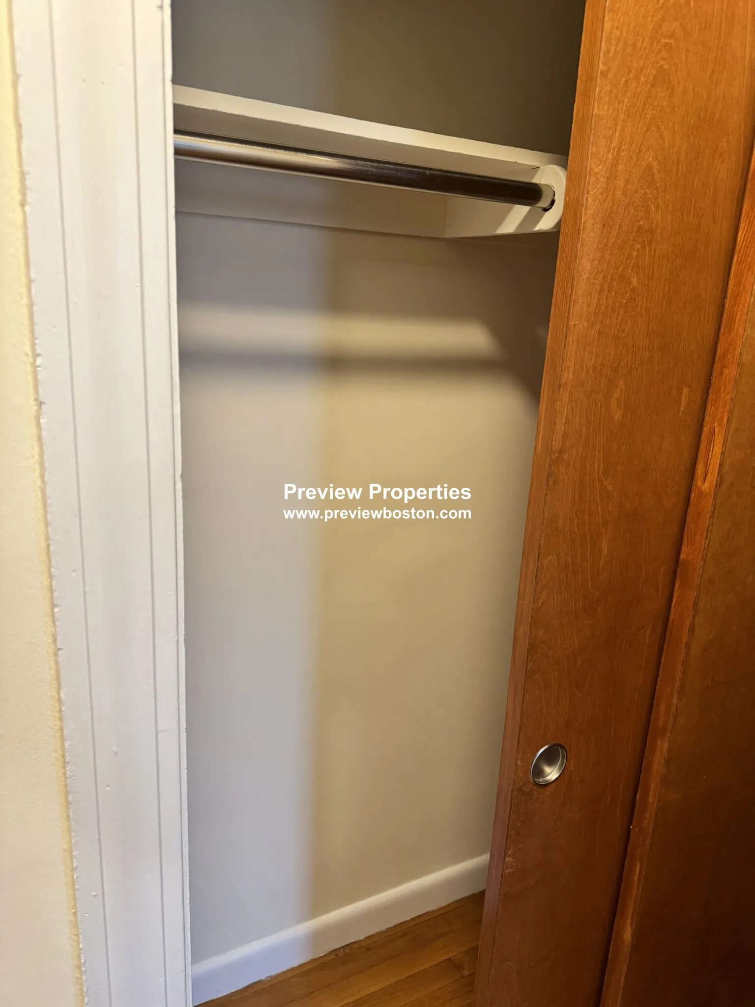 180 North Beacon St, Brighton