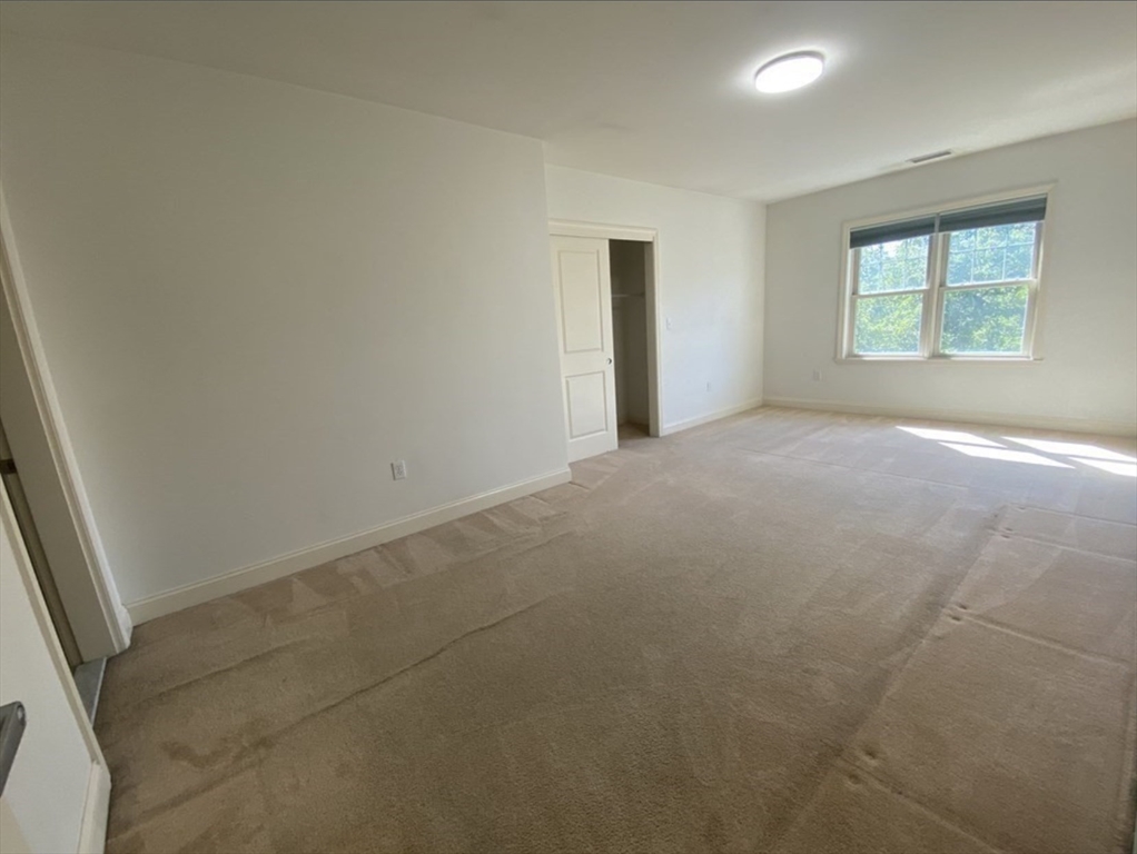 391 Pleasant St, Melrose