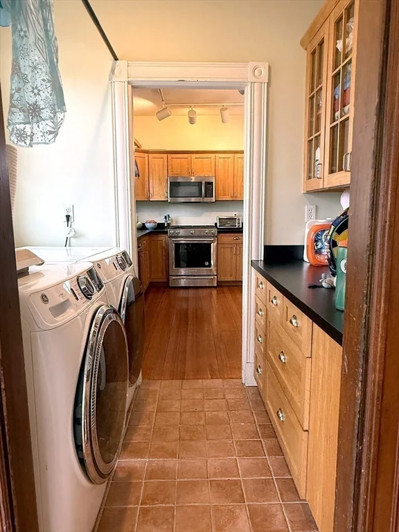 70 Perry St, Coolidge Corner