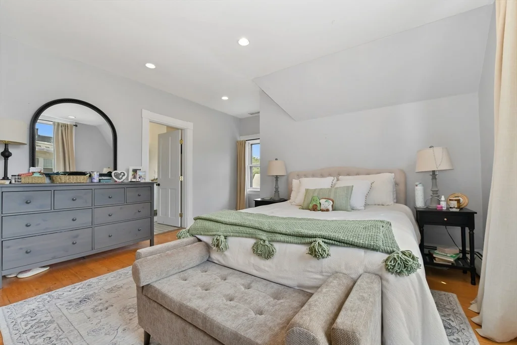 1798 Beacon St, Brookline