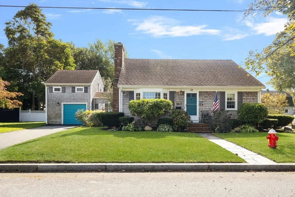 42 Fairmount St, New Bedford