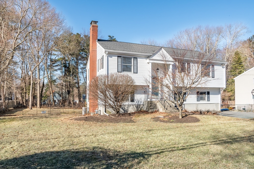 9 Gardner St, Allston