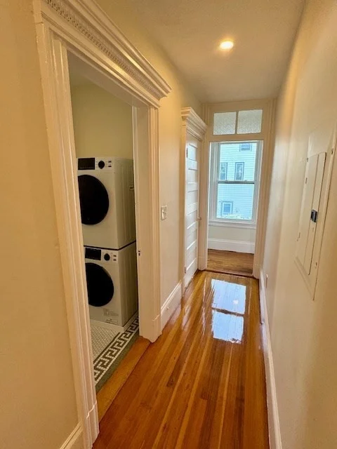 20 Peirce Rd, Lynn