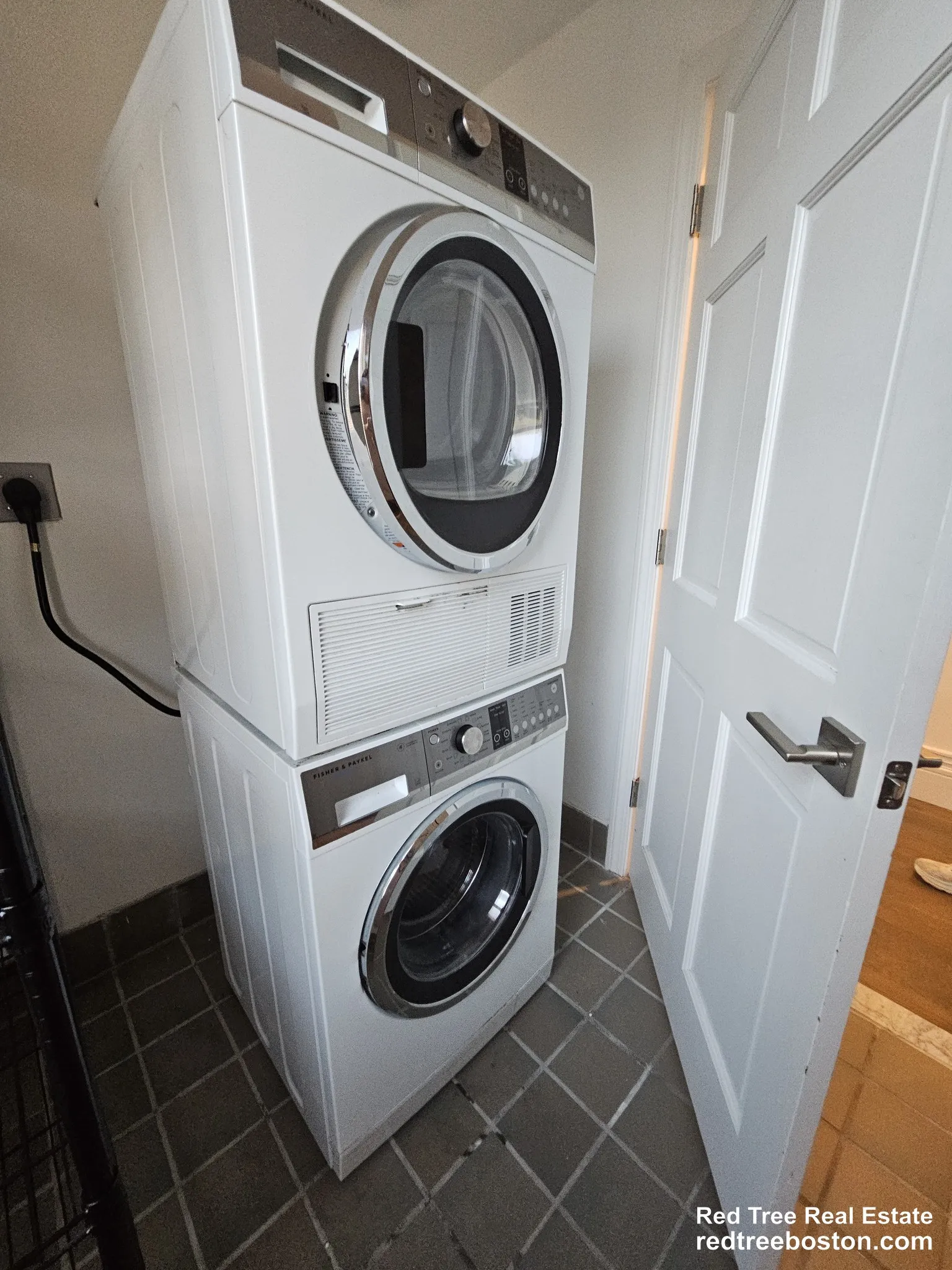 1406 Beacon St, Corey Hill