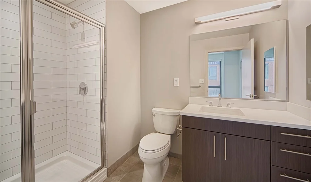 1 Canal St, North End