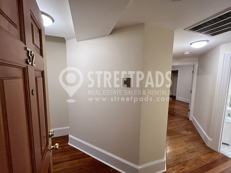 881 Massachusetts Ave, Central Square