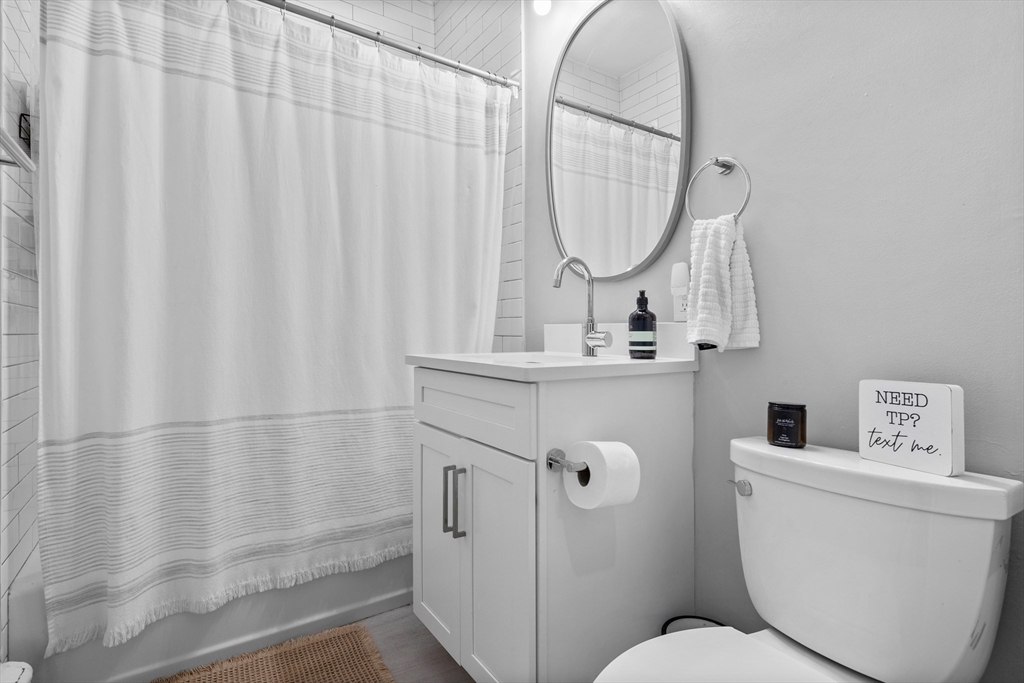 34 Edison Green, Dorchester