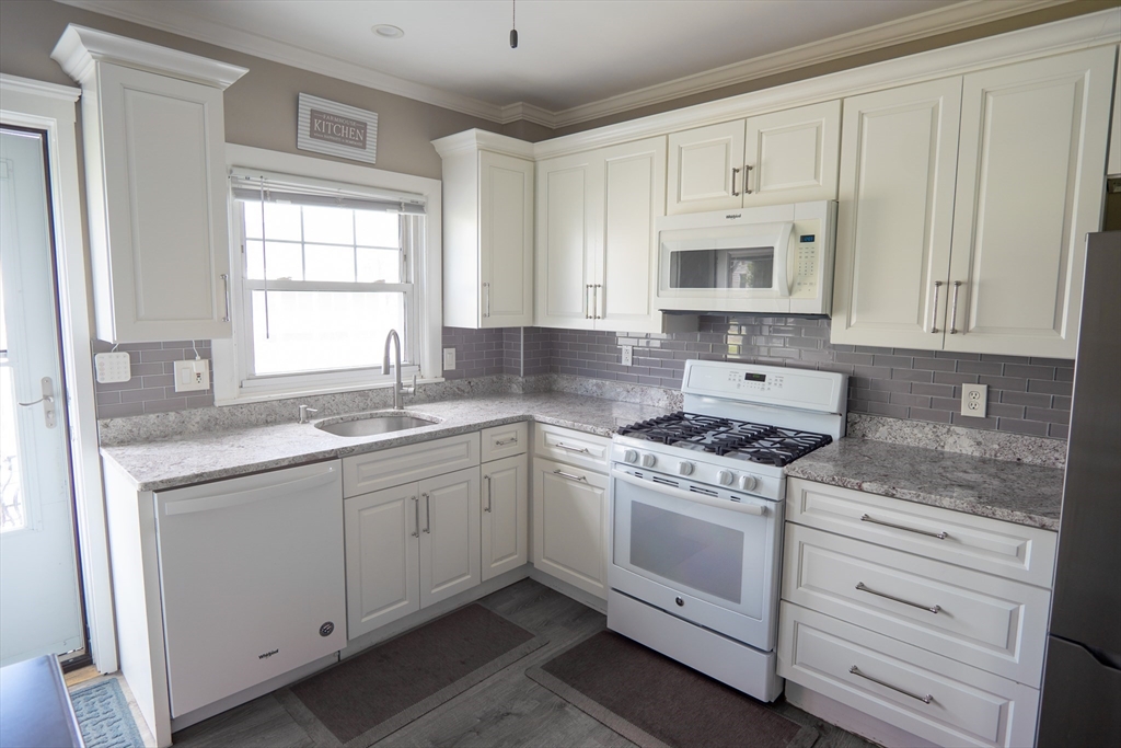 116 Derby Rd, Revere