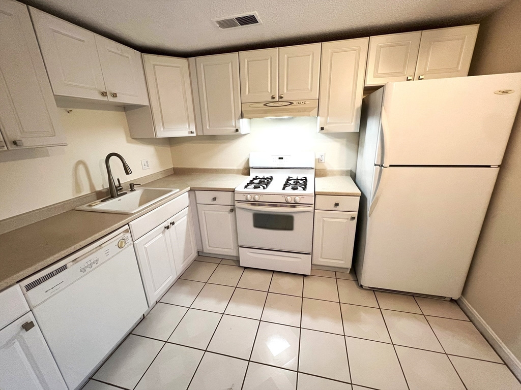 295 West Wyoming Ave, Stoneham