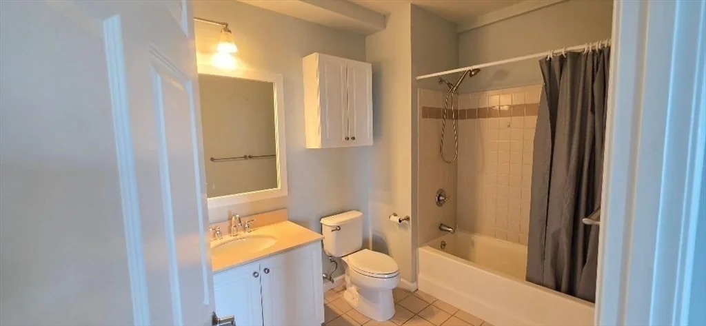 1 Cityview Ln, Quincy