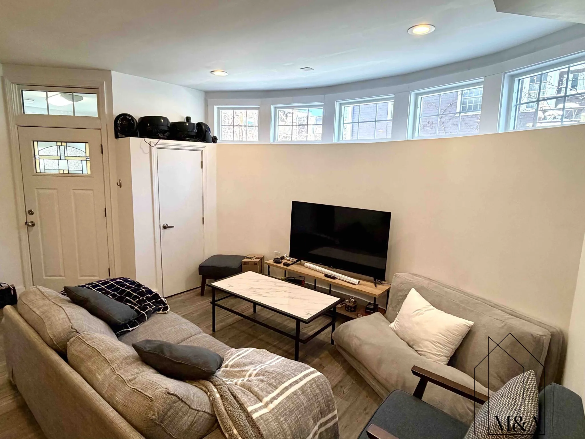 12 Braemore Rd, Brighton