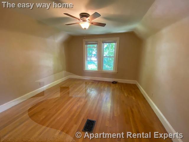 10 Usher Rd, West Medford