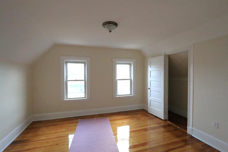 14 Bay State Ave, Powder House Square