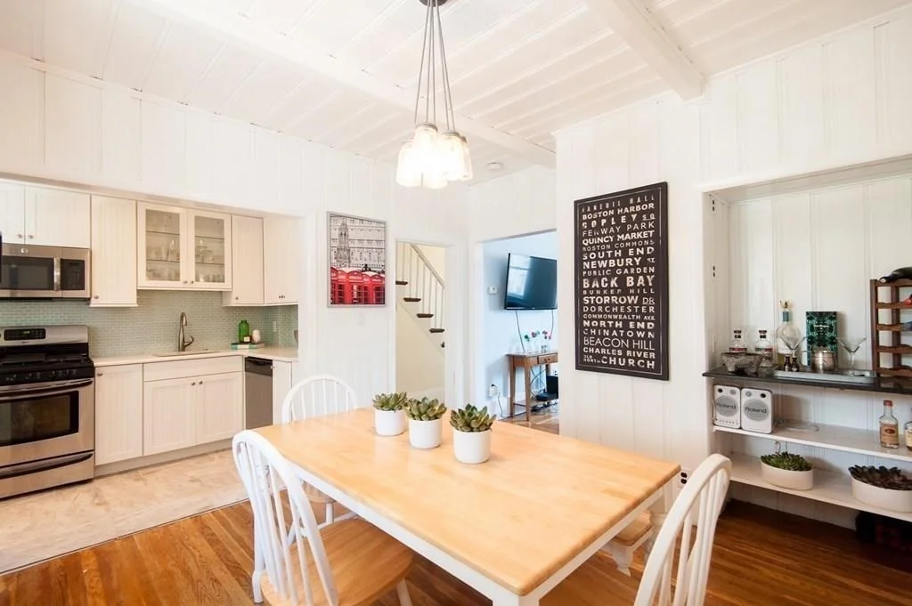 2 Dixfield, South Boston