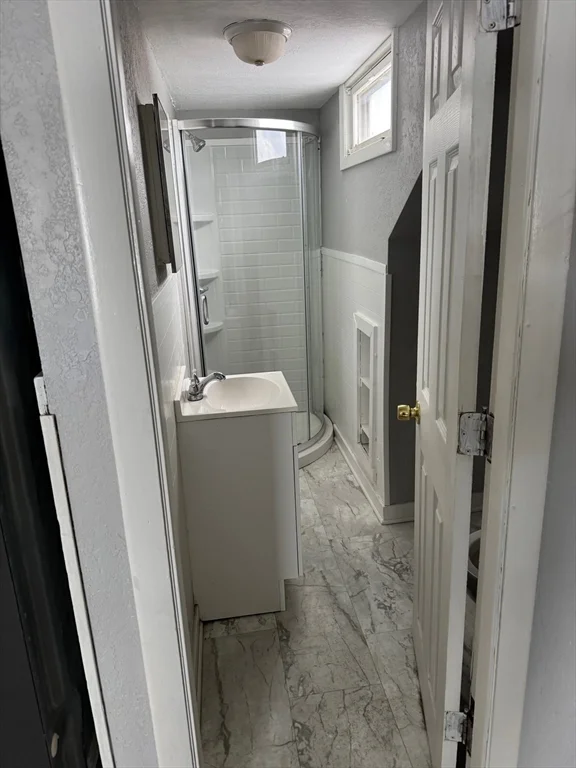 34 Irving St, Worcester