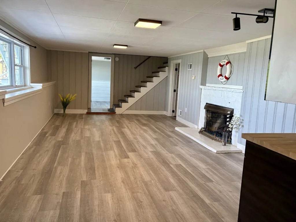 85 Regatta Rd, North Weymouth