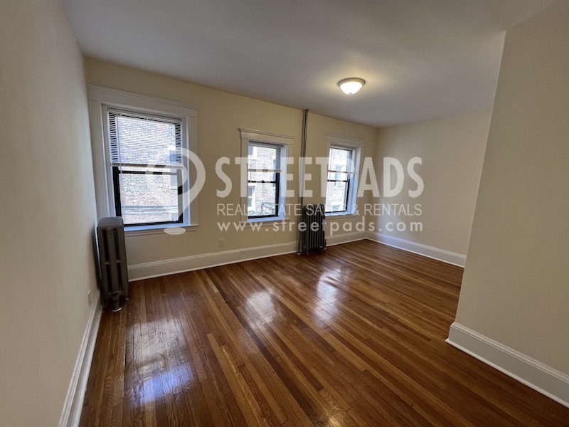 1315 Commonwealth Ave, Allston