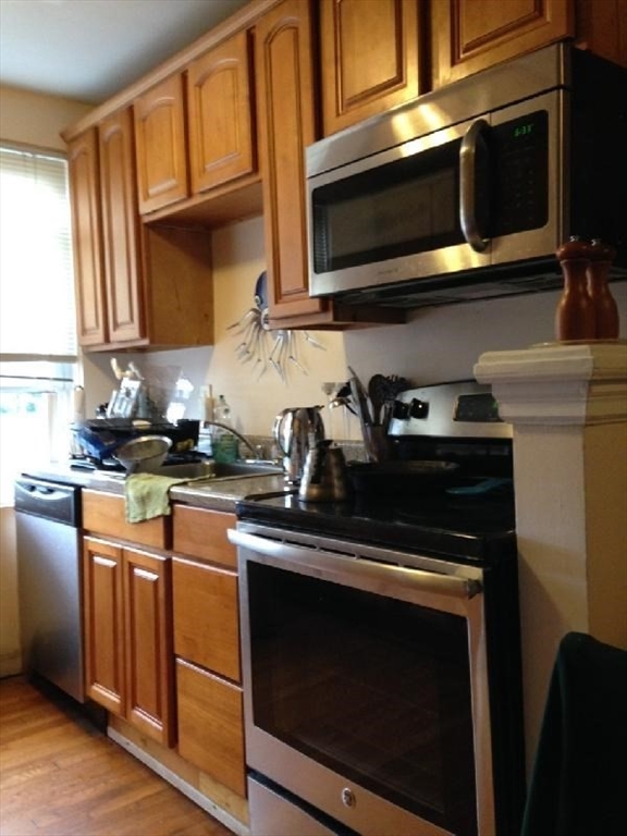 402 Highland Ave, Davis Square