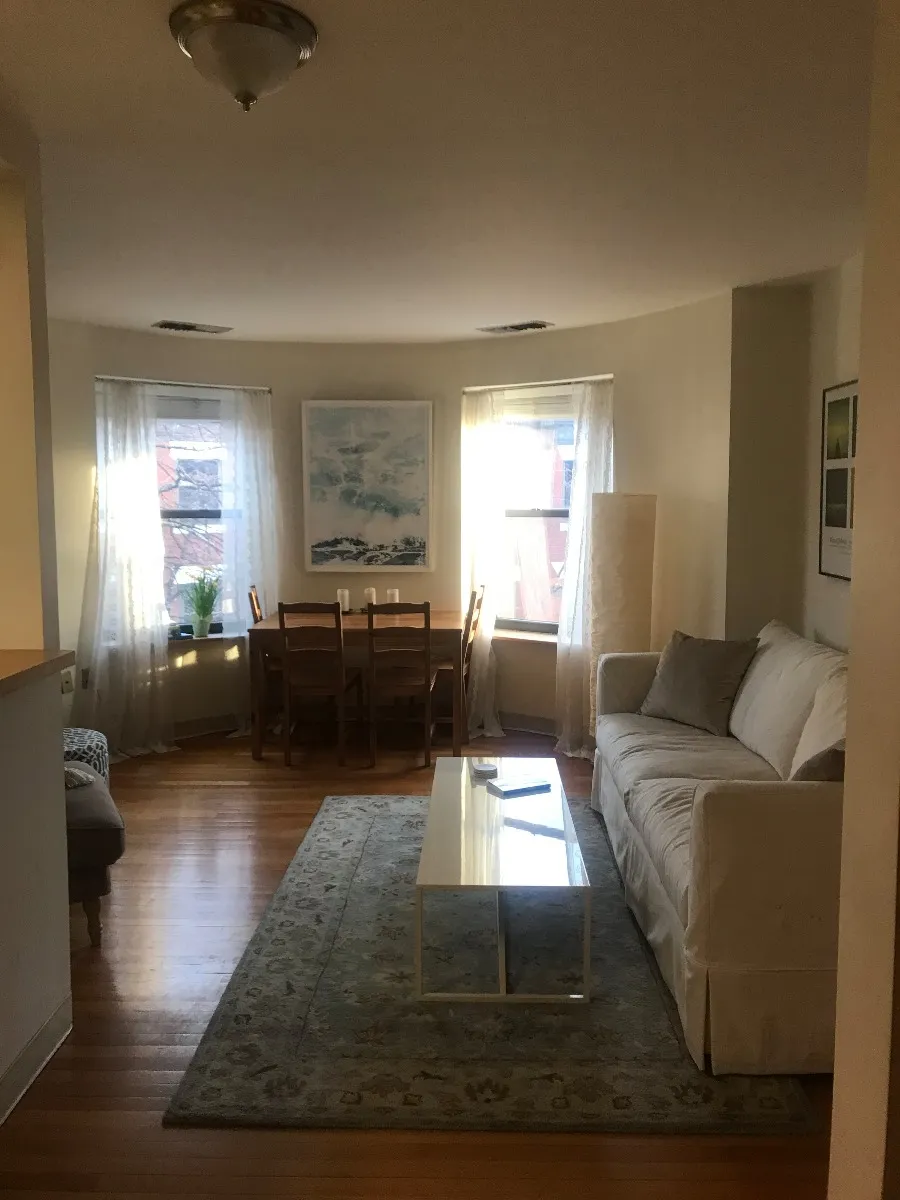 95 Gainsborough St, Fenway