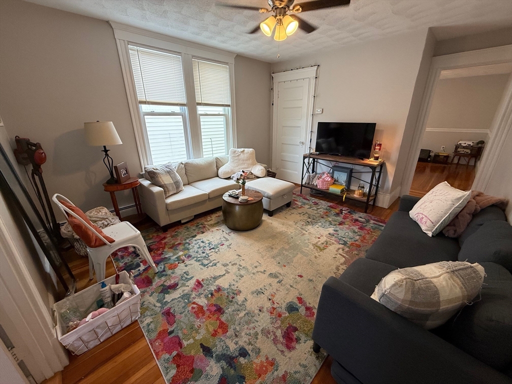 288 Meridian St, East Boston