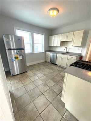 69 Raymond Ave, West Somerville