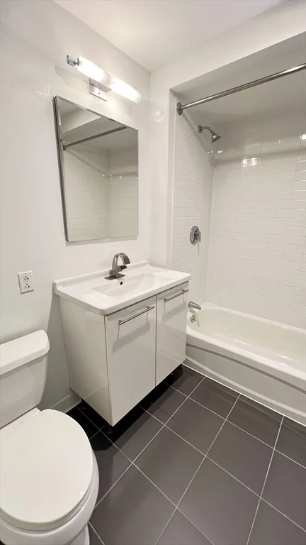2 Earhart St, East Cambridge