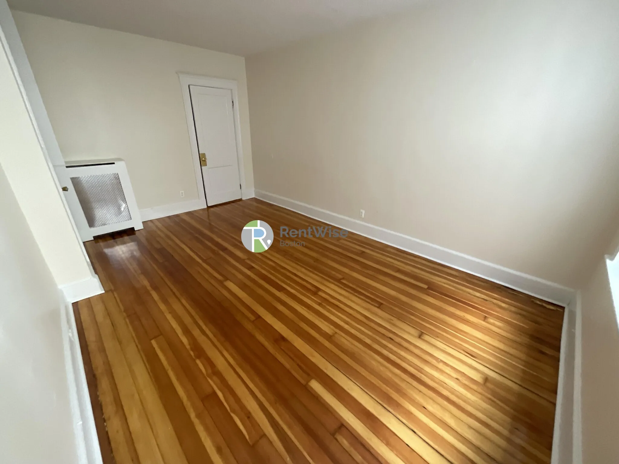 6 Barrows St, Allston