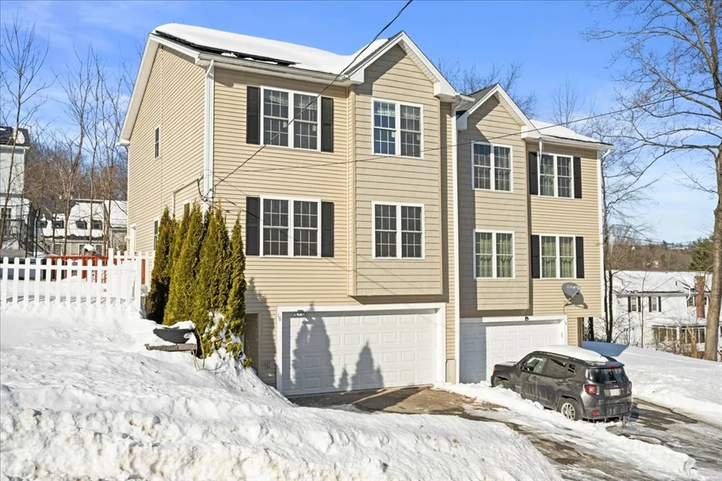 16 Third St, Worcester