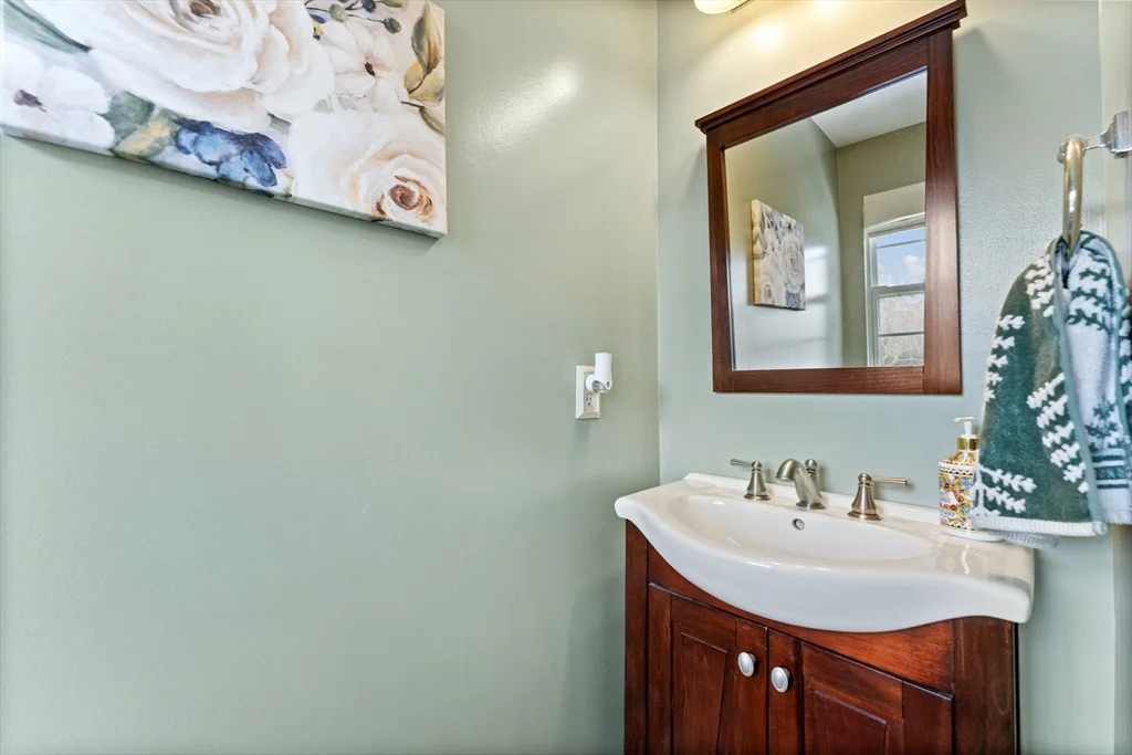 45 Waters Edge, Ludlow