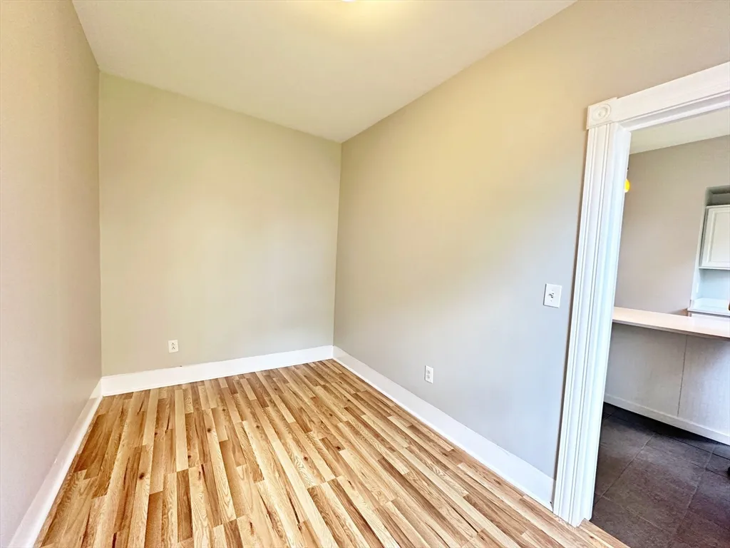 466 Sumner St, East Boston