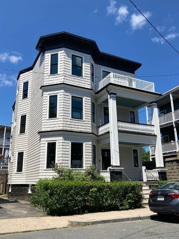7 Whittemore Ter, Dorchester