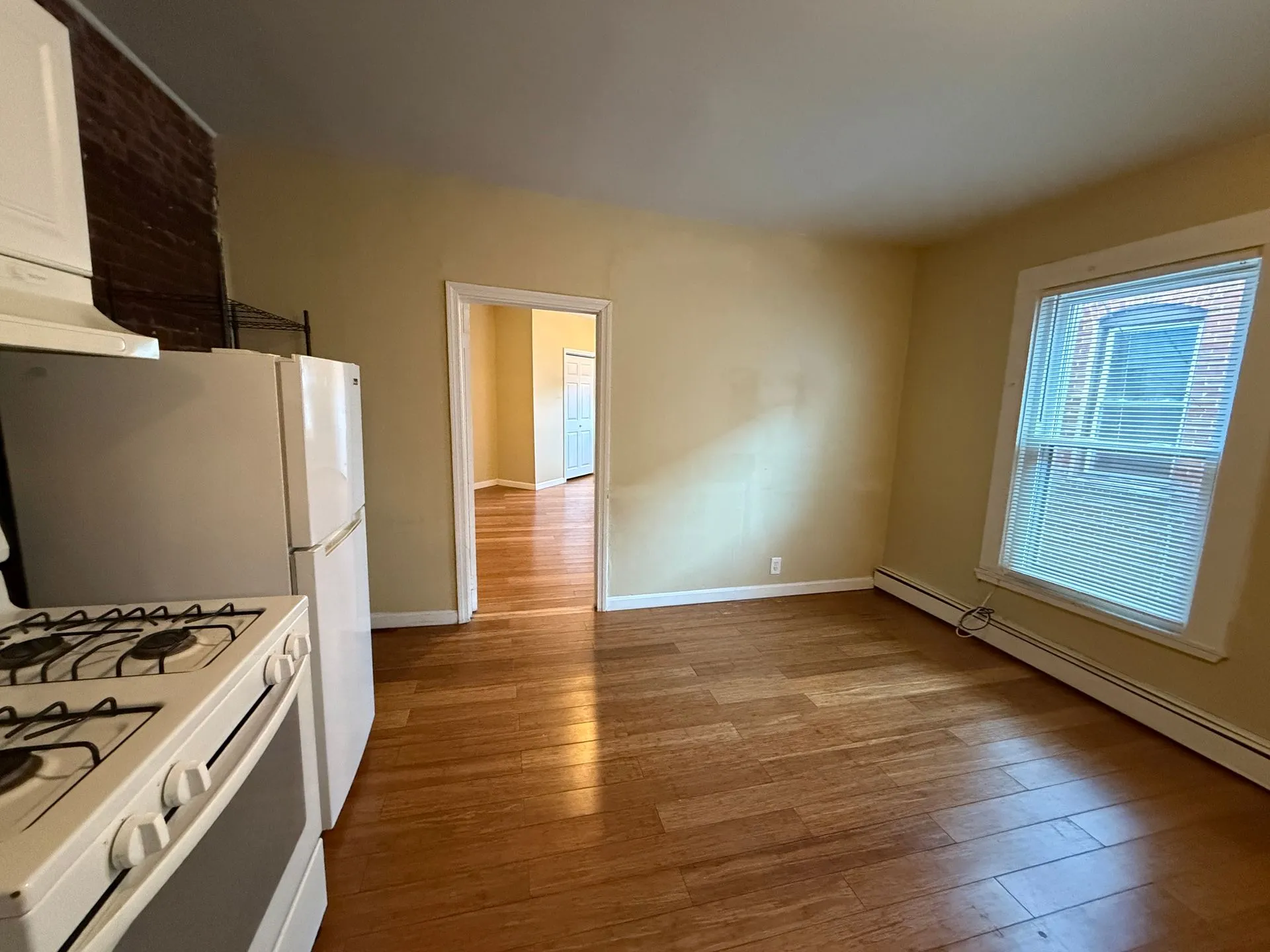 147 Meridian St, East Boston