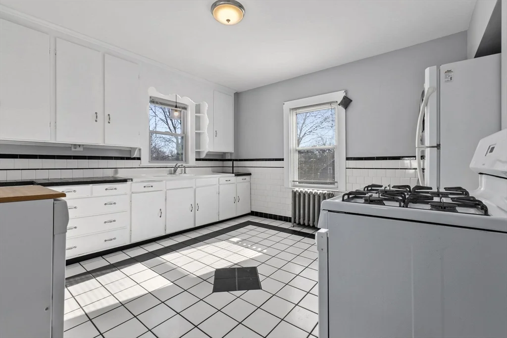 55 Pine St, Swampscott