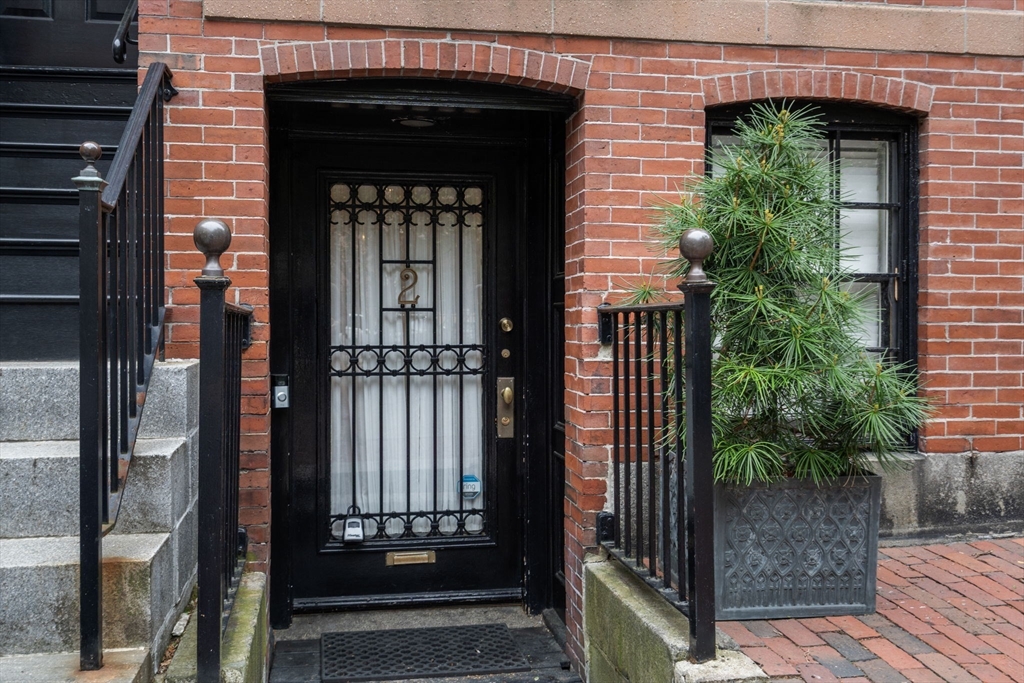 2 Mount Vernon Sq, Beacon Hill