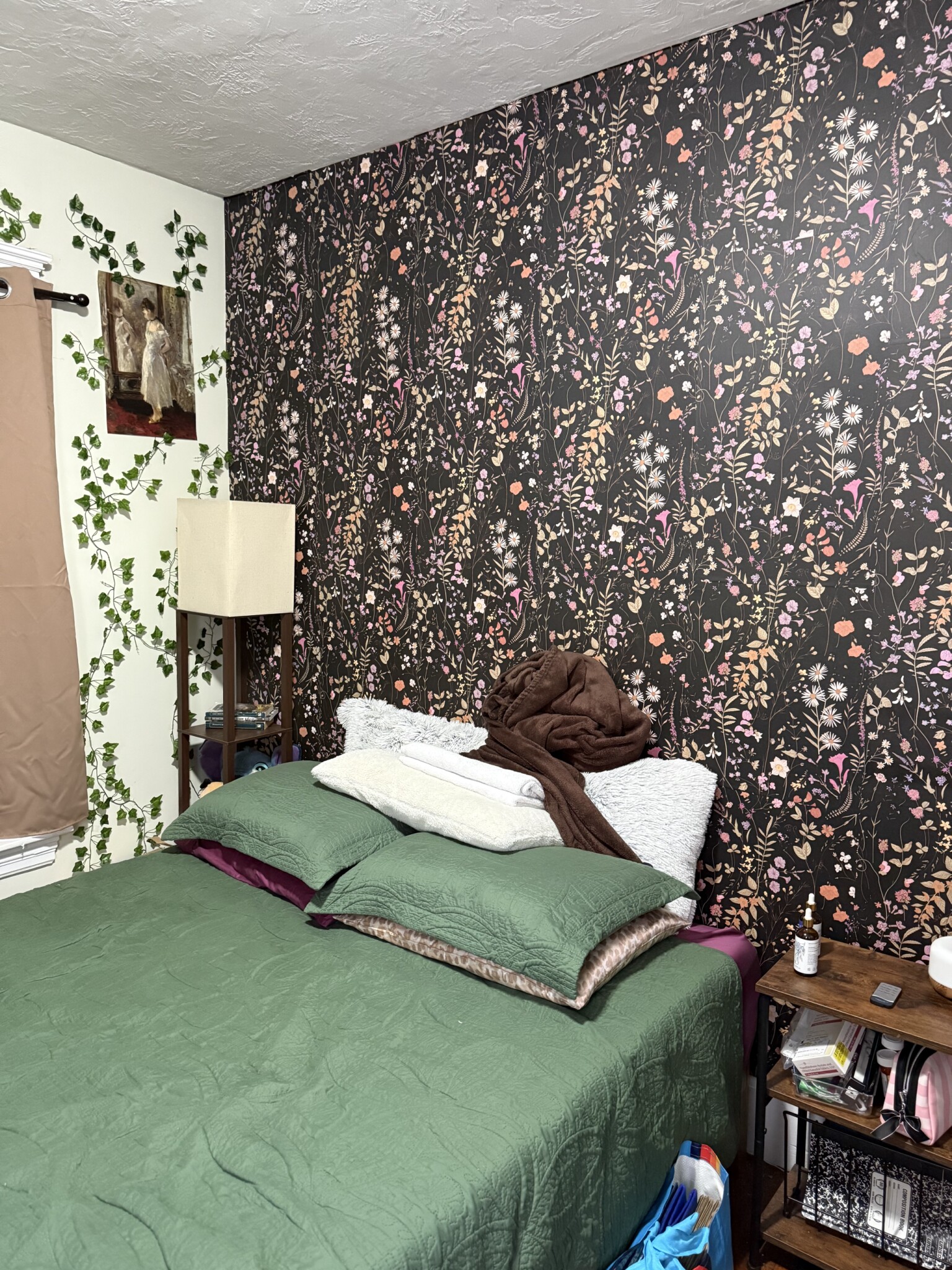 101 Heath St, Winter Hill