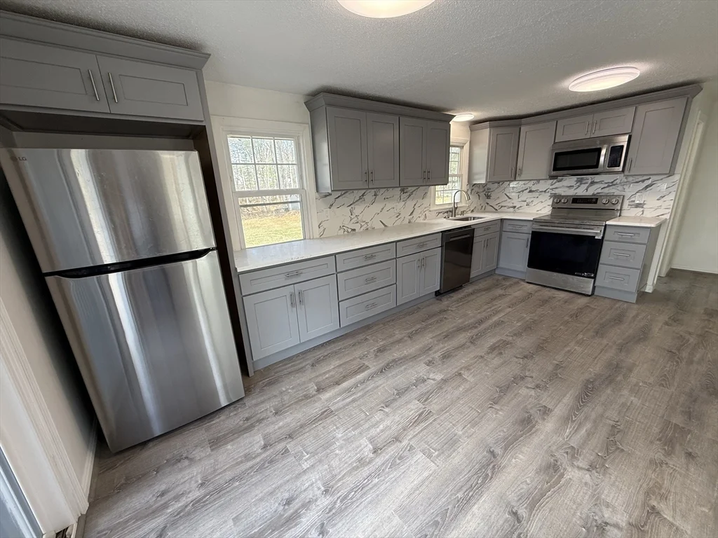 1328 East St, Mansfield