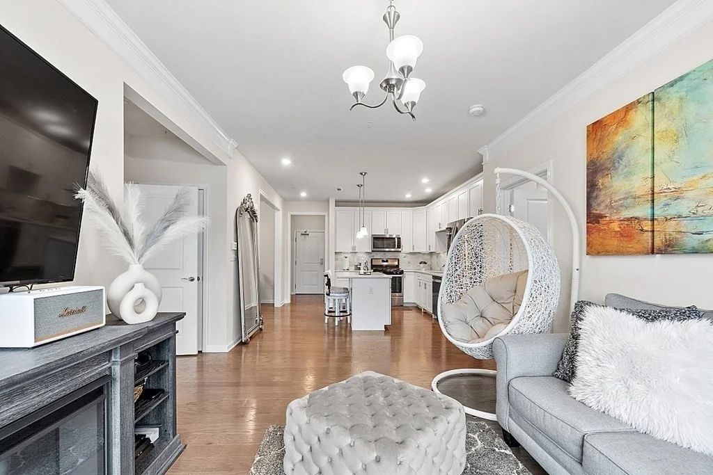 120 University Ave, Westwood