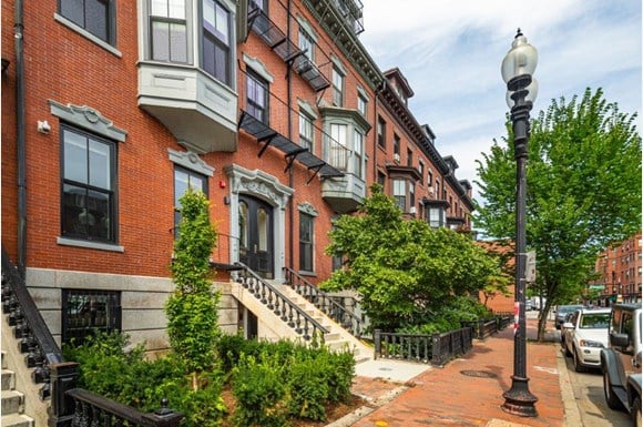 Studio bed, 1 bath apartment for rent at 461 Massachusetts Ave Unit 5O, South End