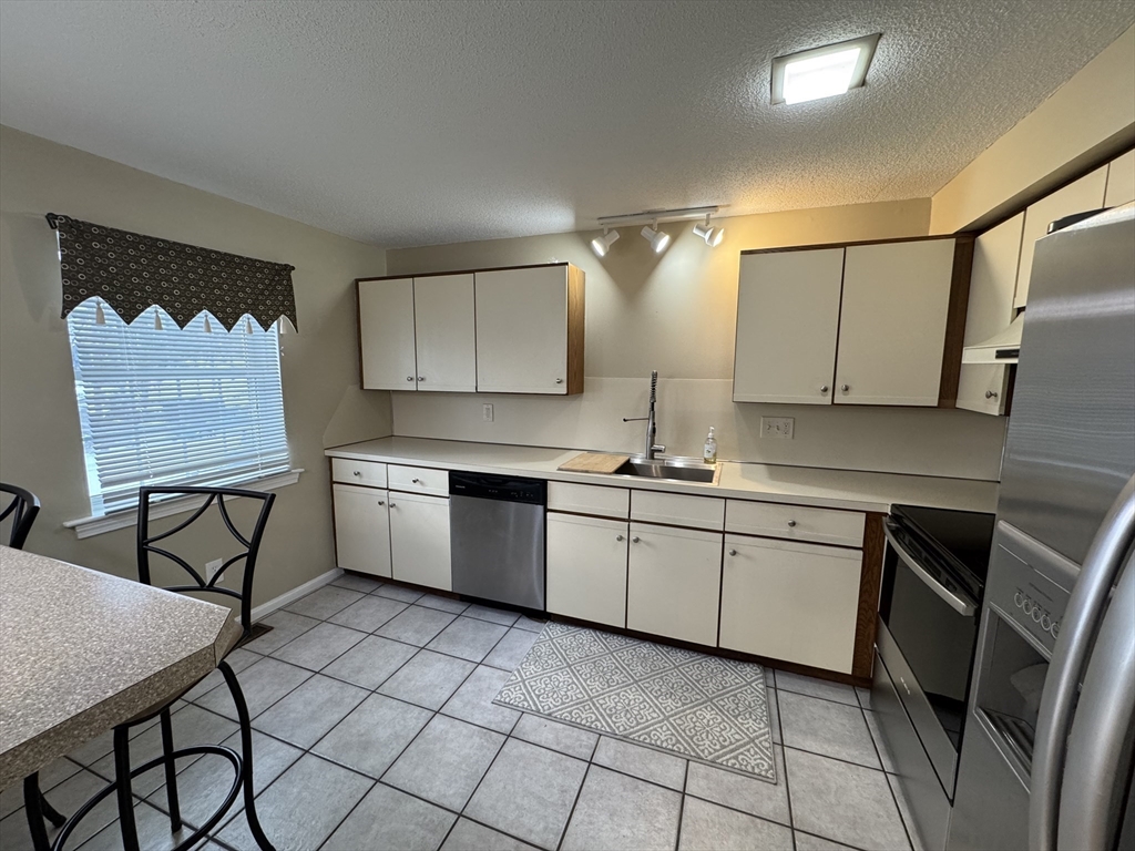 320 Newbury St, Danvers