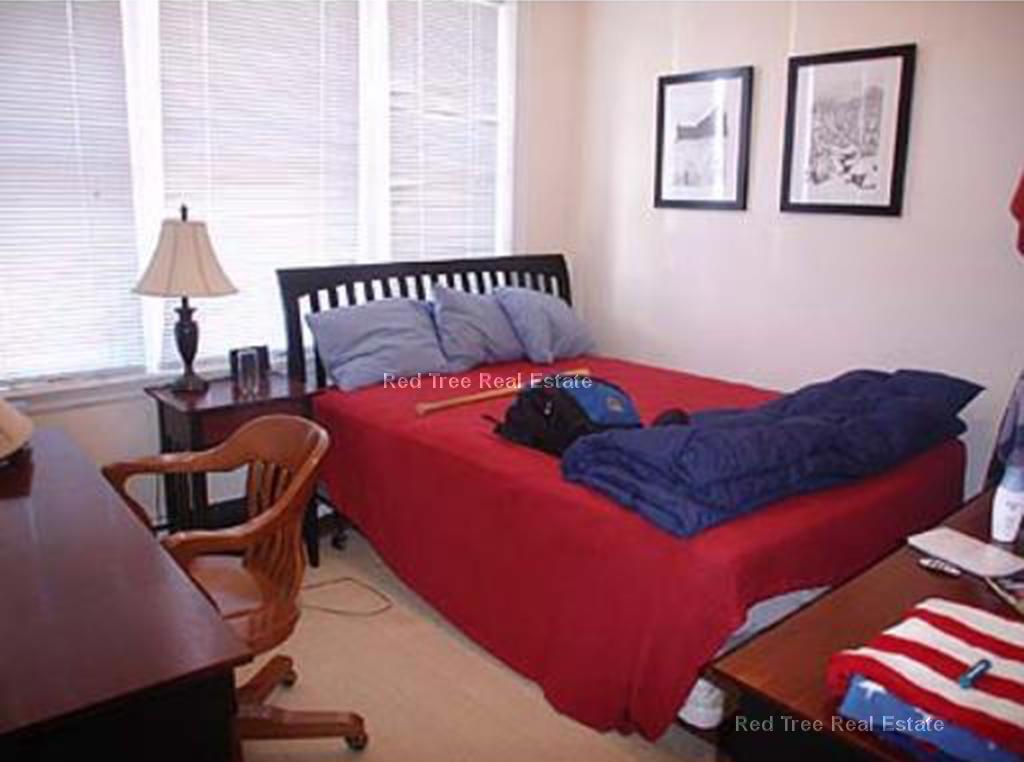 1657 Commonwealth Ave, Brighton