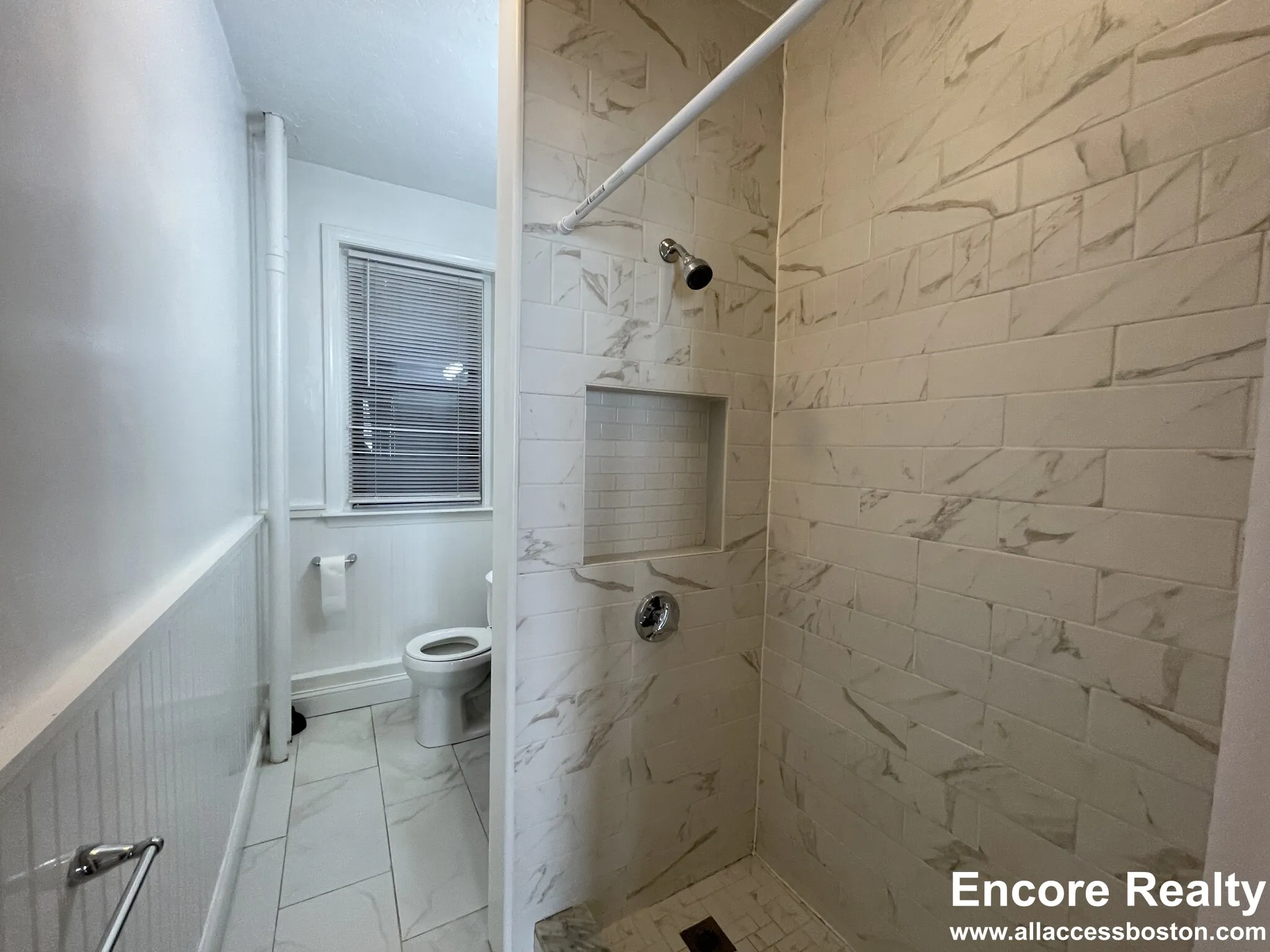 19 Peterborough St, Fenway