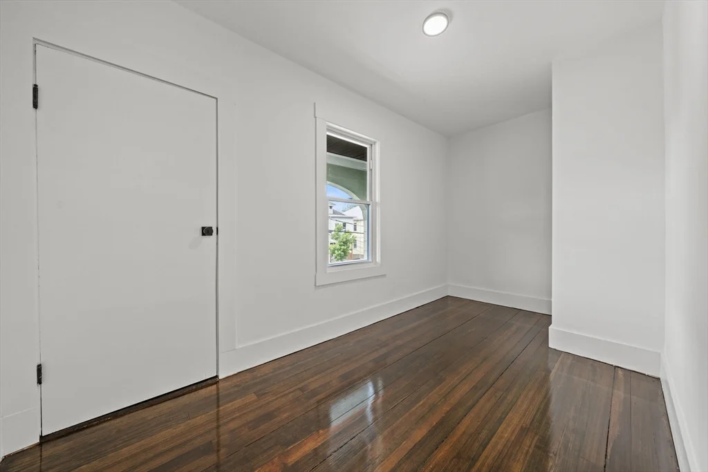 55 Surrey St, Glenwood