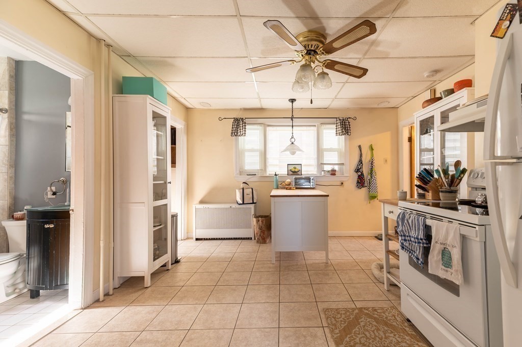 202 Washington St, Prospect Hill