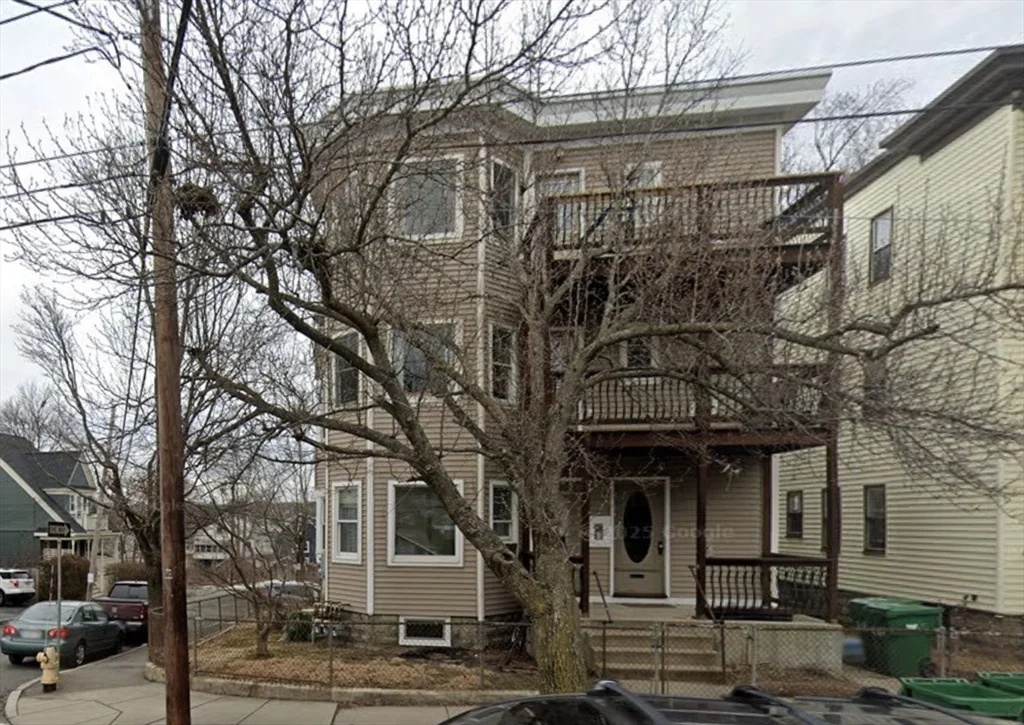 288 Boston Ave, Medford