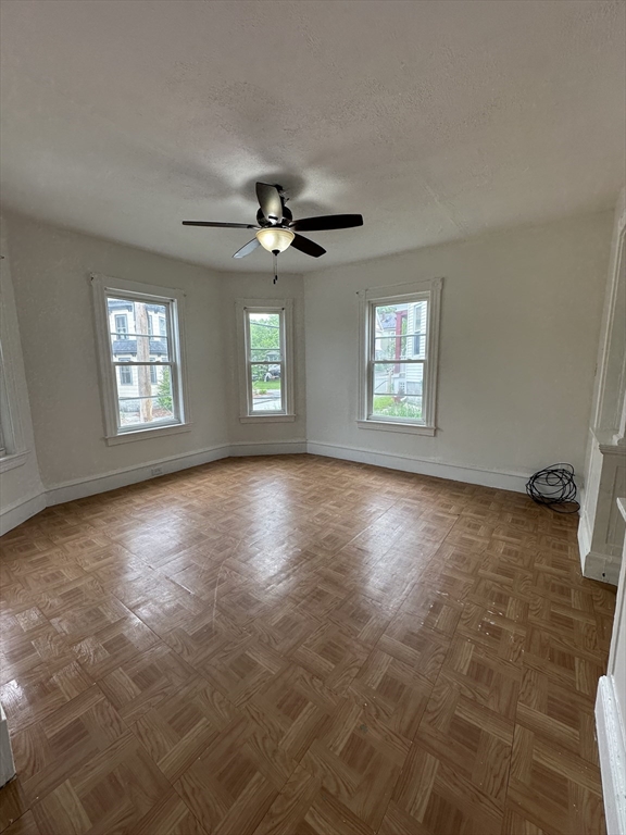 21 18th St, Centralville